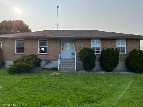 2131 Westbrook Rd, Westbrook, ON, K7P2Y7 | Card Image
