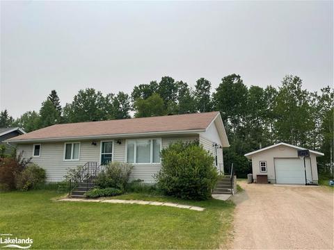 84 Cheryl Cres, Strong, ON, P0A1Z0 | Card Image