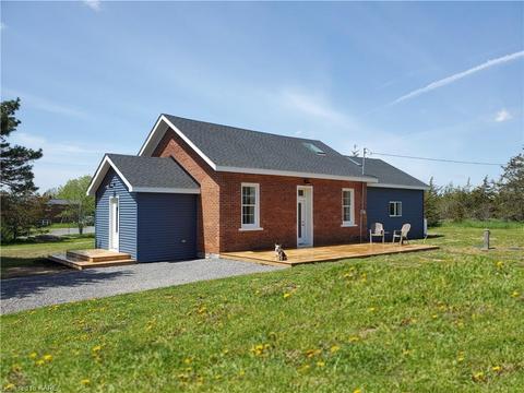 293 Brady Rd, Selby, ON, K0K2Z0 | Card Image