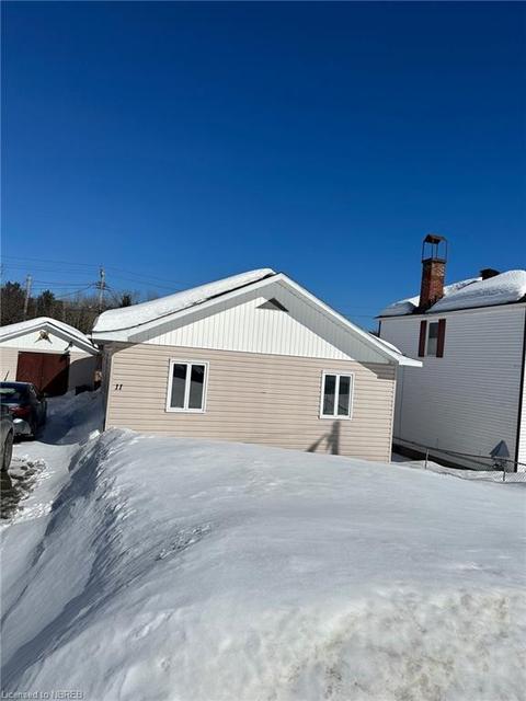 11 Cedar St, Thorne, ON, P0H2J0 | Card Image